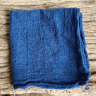 indigo lint free eco cleaning cloth on oak bench