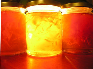 Mrs Everybody's marmalade looks like sunshine in a jar!